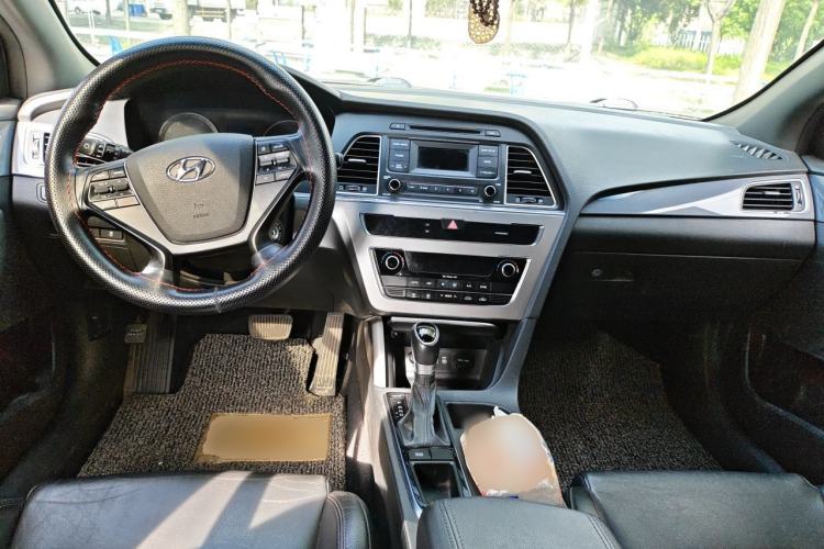 Used Hyundai Sonata 2015 1.6T GS Fashion Edition Center Console