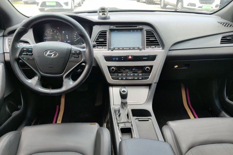 Used Hyundai Sonata 2015 1.6T GS Fashion Edition Center Console