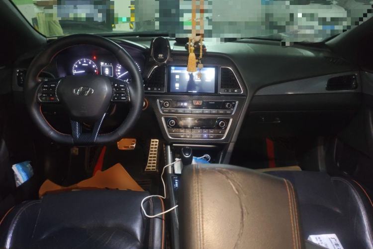 Used Hyundai Sonata 2015 1.6T GLS Smart Model Center Console