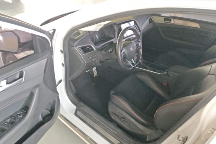 Used Hyundai Sonata 2015 1.6T GLX Advanced Model Driver Seat
