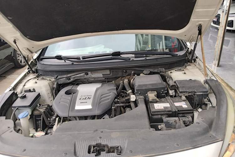 Used Hyundai Sonata 2015 1.6T GLX Advanced Model Engine Bay