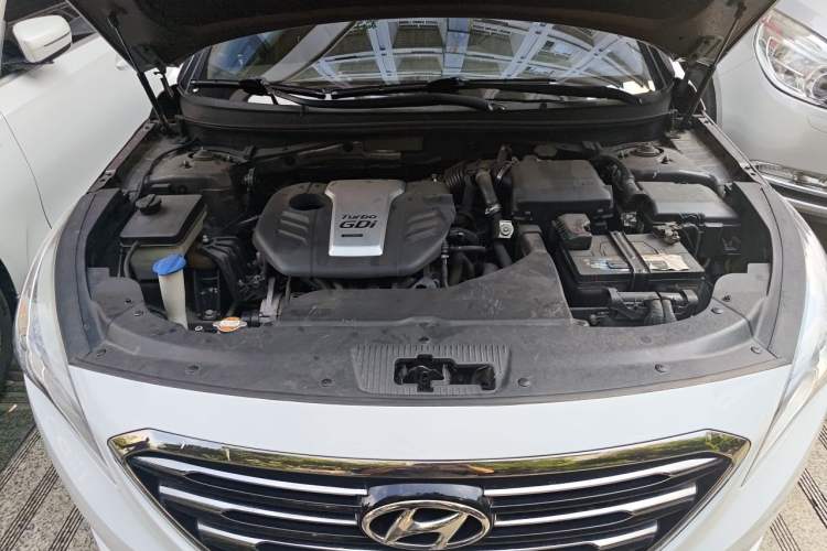 Used Hyundai Sonata 2015 1.6T GLX Advanced Model Engine Bay