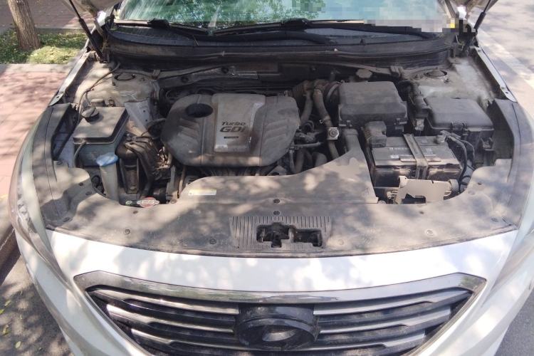 Used Hyundai Sonata 2015 1.6T DLX Prestige Model Engine Bay