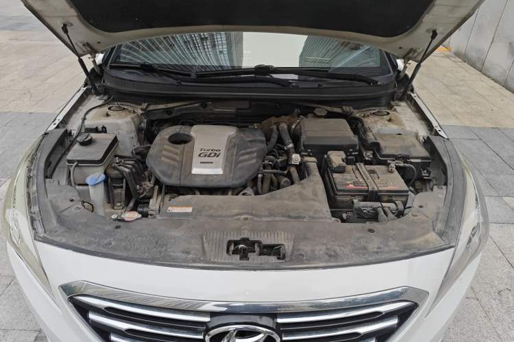 Used Hyundai Sonata 2015 1.6T GLS Smart Model Engine Bay