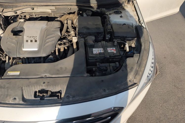 Used Hyundai Sonata 2015 1.6T GLX Advanced Model Engine Bay Left