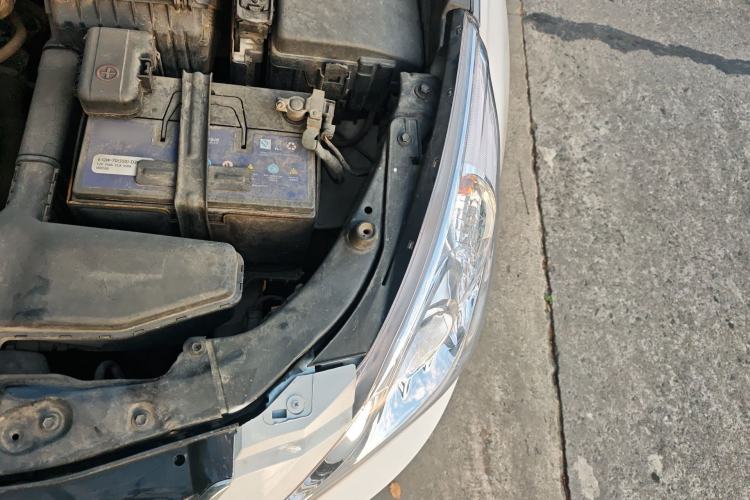 Used Hyundai Sonata 2015 Classic 2.0L Automatic Luxury Edition Engine Bay Left