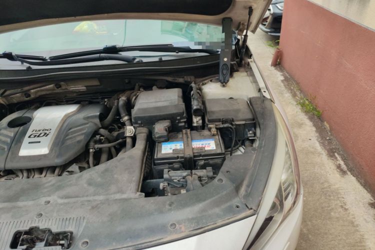 Used Hyundai Sonata 2015 1.6T DLX Prestige Model Engine Bay Left