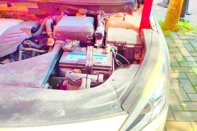 Used Hyundai Sonata 2015 1.6T GLS Smart Model Engine Bay Left