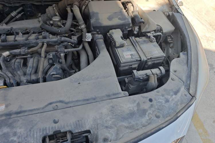 Used Hyundai Sonata 2015 1.6T GLX Advanced Model Engine Bay Left