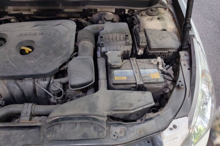 Used Hyundai Sonata 2015 Classic 2.0L Automatic Luxury Edition Engine Bay Left