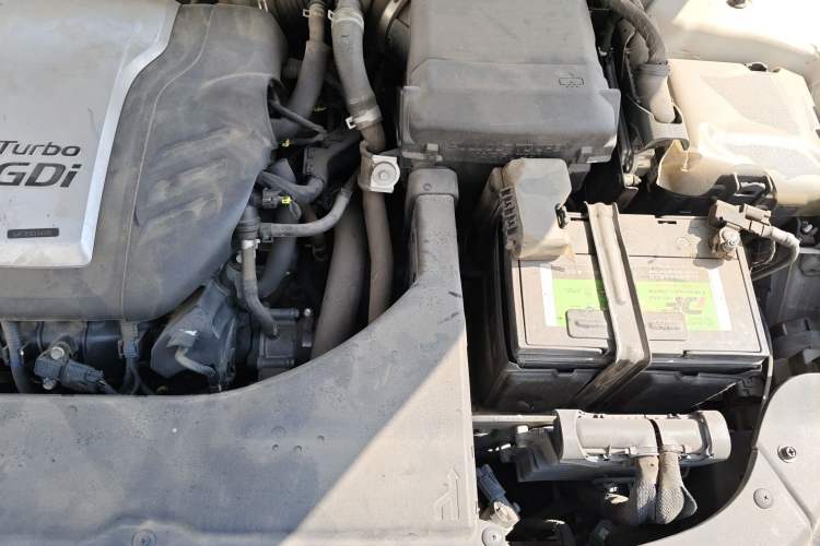 Used Hyundai Sonata 2015 1.6T GLX Advanced Model Engine Bay Left