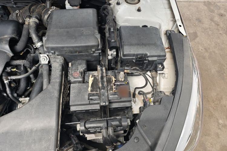 Used Hyundai Sonata 2015 1.6T DLX Prestige Model Engine Bay Left