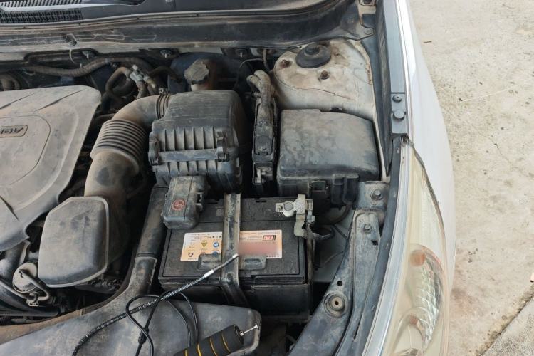 Used Hyundai Sonata 2015 Classic 2.0L Automatic Leading Edition Engine Bay Left