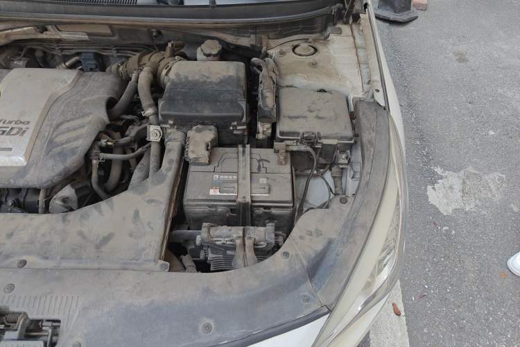 Used Hyundai Sonata 2015 1.6T GLX Advanced Model Engine Bay Left