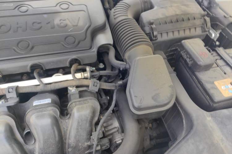 Used Hyundai Sonata 2015 Classic 2.4L Automatic Luxury Version China V Standard Engine Bay Left