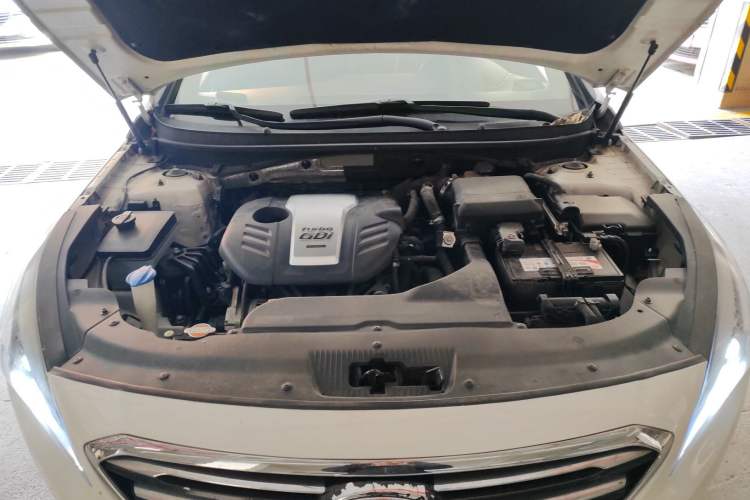 Used Hyundai Sonata 2015 1.6T GLS Smart Model Engine Bay