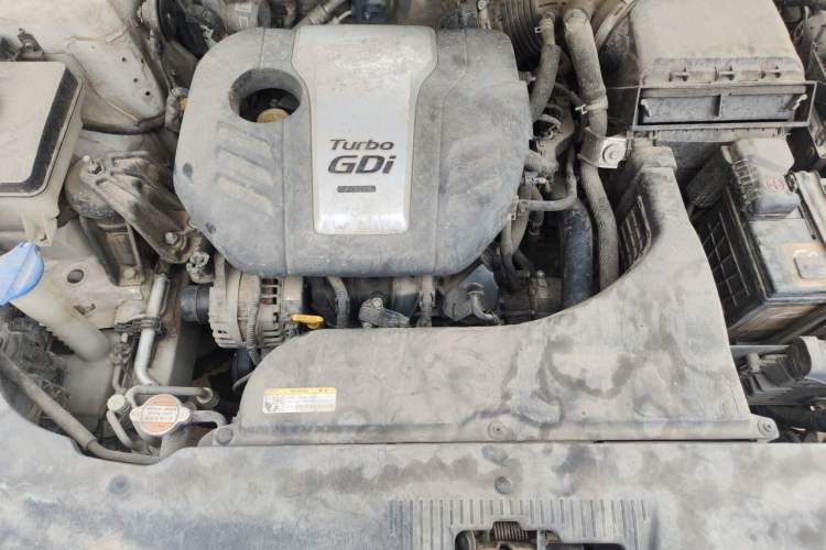 Used Hyundai Sonata 2015 1.6T DLX Prestige Model Engine Bay