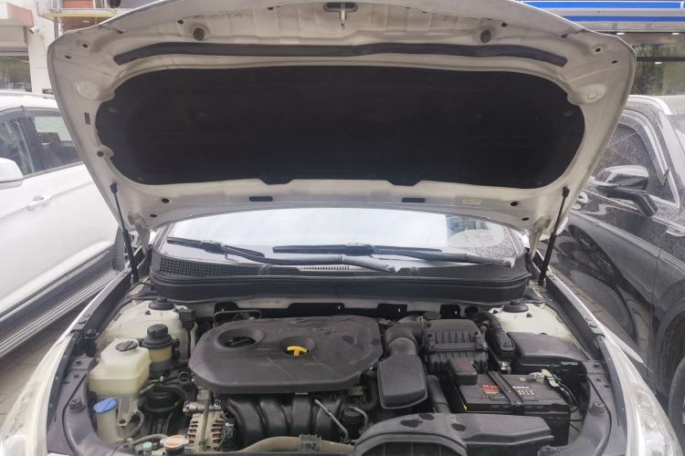 Used Hyundai Sonata 2015 Classic 2.0L Automatic Leading Edition Engine Bay