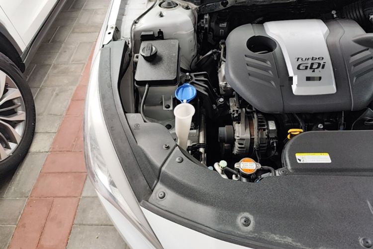 Used Hyundai Sonata 2015 1.6T GX Comfort Model Engine Bay Right