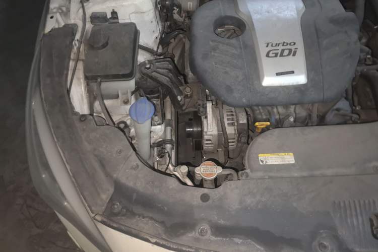 Used Hyundai Sonata 2015 1.6T GLX Advanced Model Engine Bay Right