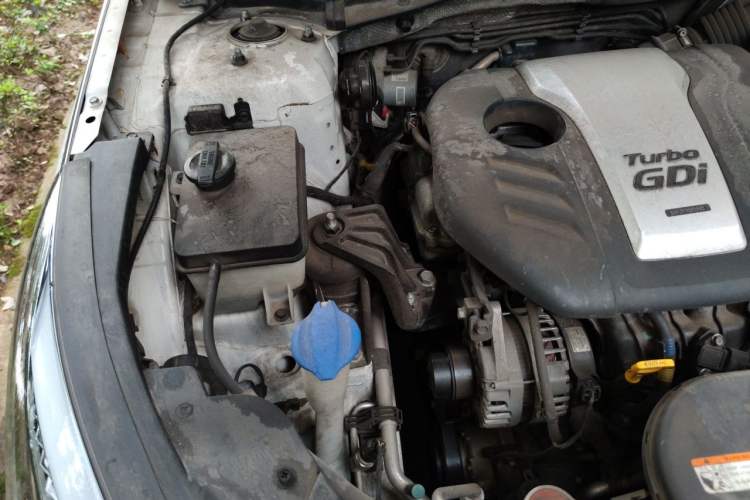 Used Hyundai Sonata 2015 1.6T GLX Advanced Model Engine Bay Right