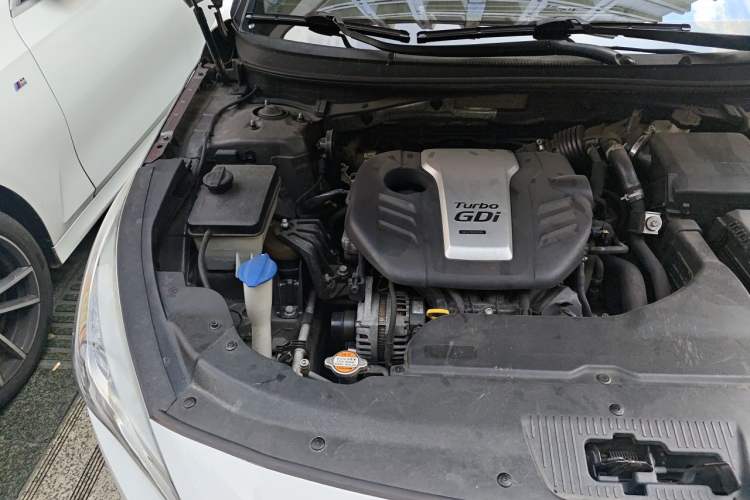 Used Hyundai Sonata 2015 1.6T GLX Advanced Model Engine Bay Right