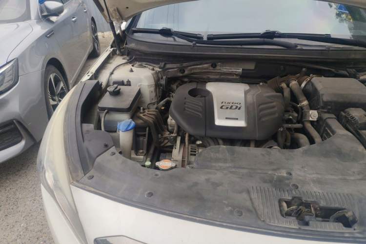 Used Hyundai Sonata 2015 1.6T GLX Advanced Model Engine Bay Right