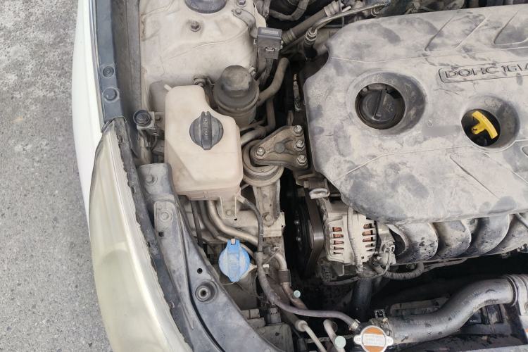 Used Hyundai Sonata 2015 Classic 2.0L Automatic Luxury Edition Engine Bay Right