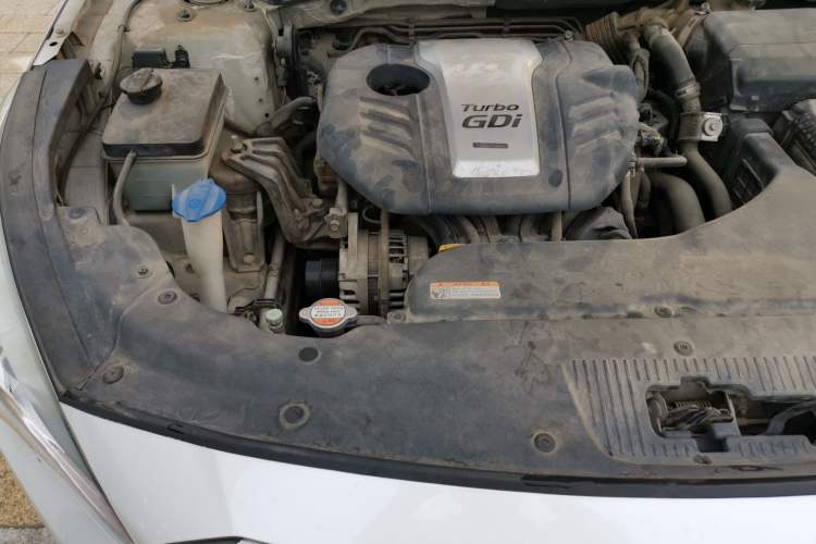 Used Hyundai Sonata 2015 1.6T GLX Advanced Model Engine Bay Right