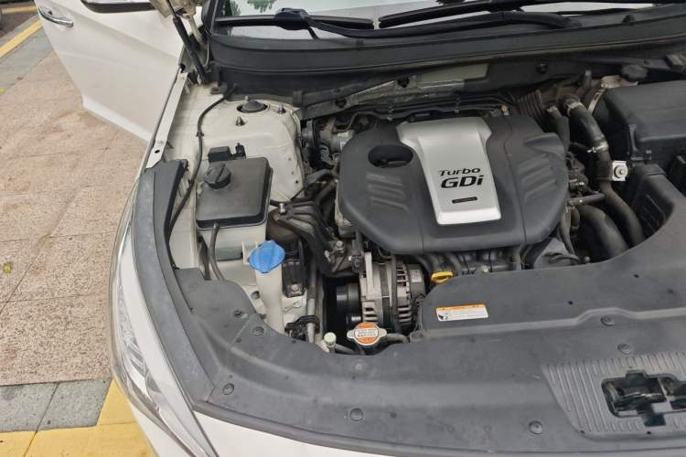 Used Hyundai Sonata 2015 1.6T GLS Smart Model Engine Bay Right