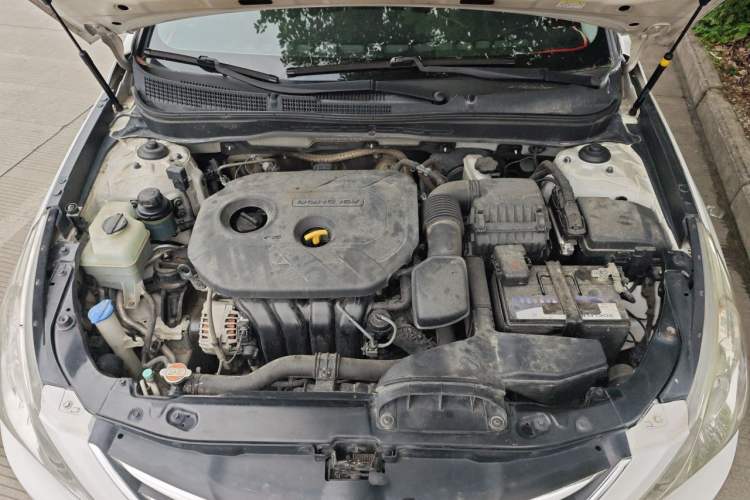 Used Hyundai Sonata 2015 Classic 2.0L Automatic Leading Edition Engine Bay