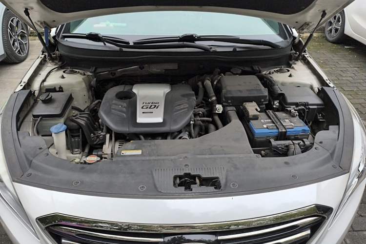 Used Hyundai Sonata 2015 1.6T GLX Advanced Model Engine Bay