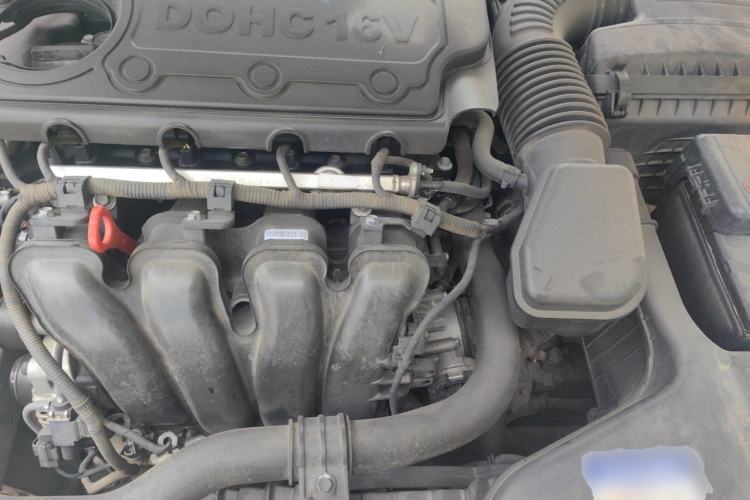 Used Hyundai Sonata 2015 Classic 2.4L Automatic Luxury Version China V Standard Engine Bay