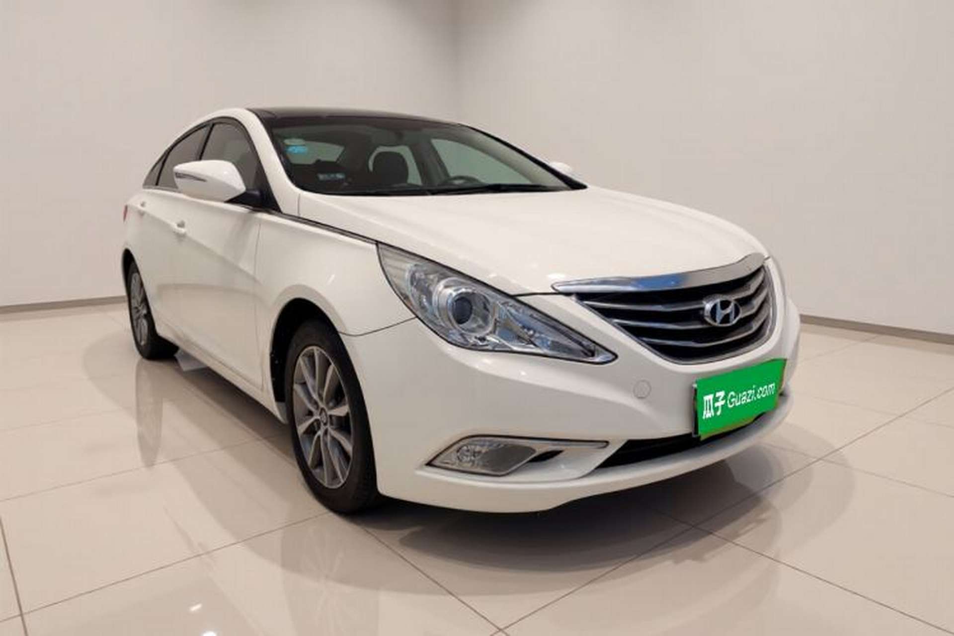 Used Hyundai Sonata 2015 Classic 2.0L Automatic Leading Edition Exterior 1