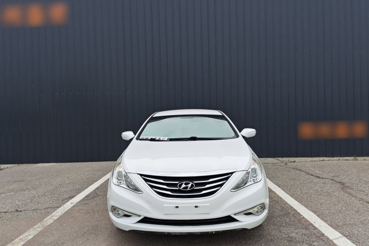 Used Hyundai Sonata 2015 Classic 2.0L Automatic Leading Edition Exterior 2
