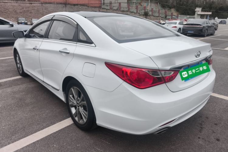 Used Hyundai Sonata 2015 Classic 2.4L Automatic Leading Edition China IV Standard Exterior 2