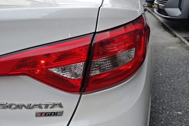 Used Hyundai Sonata 2015 1.6T GLS Smart Model Exterior 3