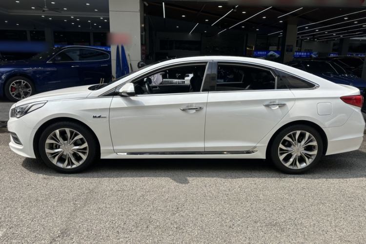 Used Hyundai Sonata 2015 1.6T GLX Advanced Model Exterior 3