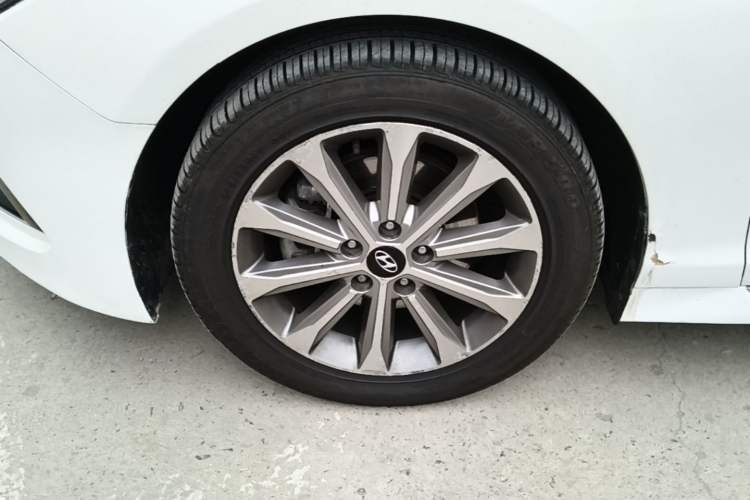 Used Hyundai Sonata 2015 1.6T GLS Smart Model Exterior 4