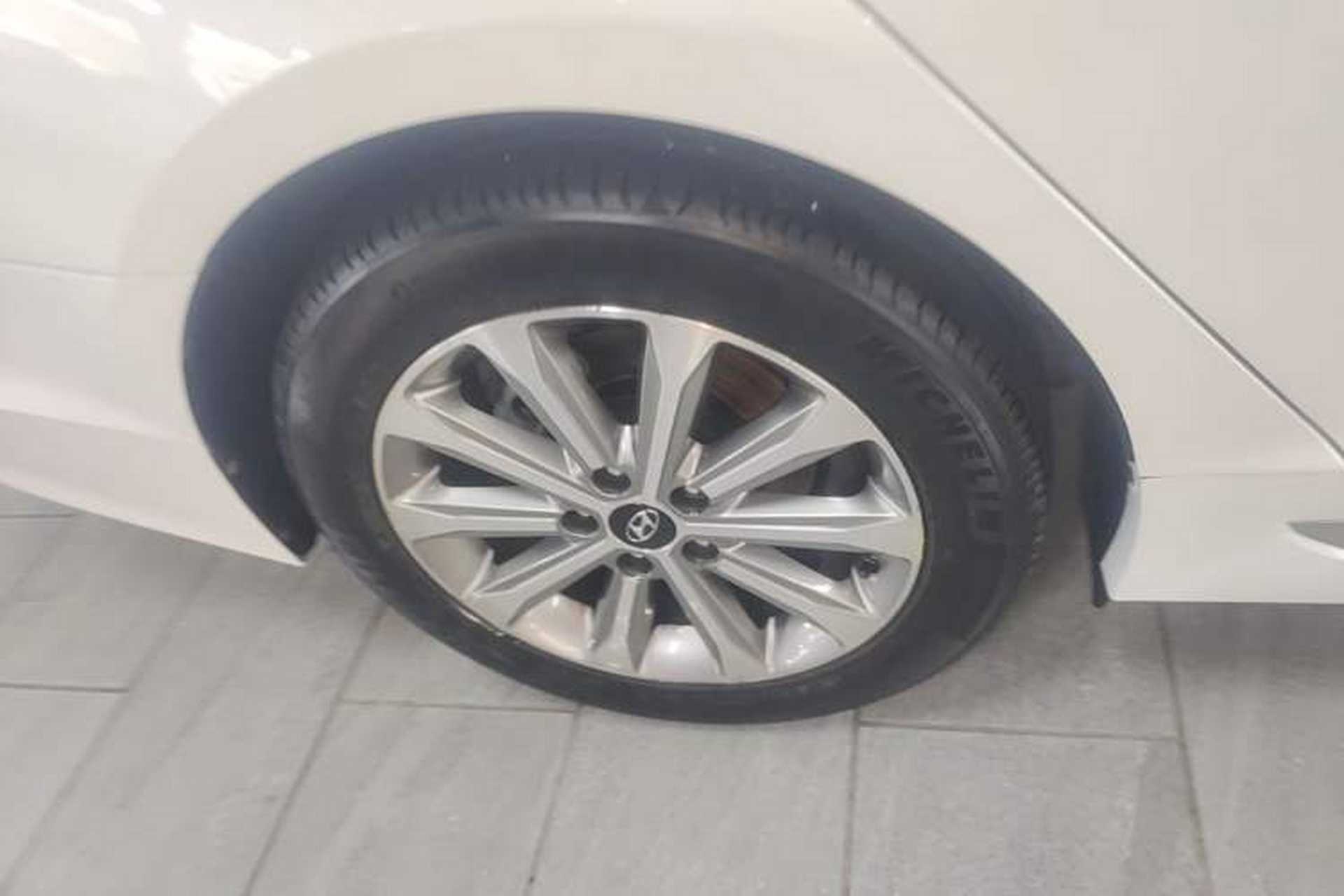 Used Hyundai Sonata 2015 1.6T GLS Smart Model Exterior 5