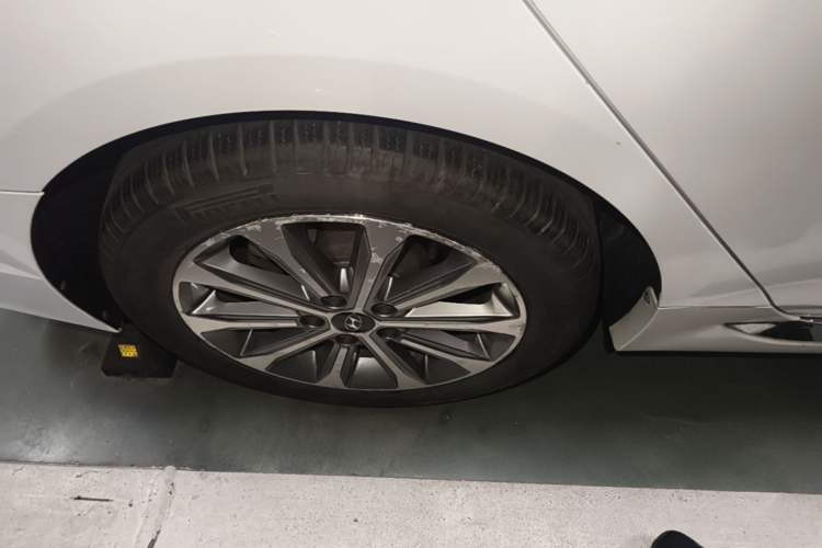 Used Hyundai Sonata 2015 1.6T GLS Smart Model Exterior 5
