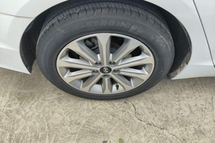 Used Hyundai Sonata 2015 1.6T GS Fashion Edition Exterior 5