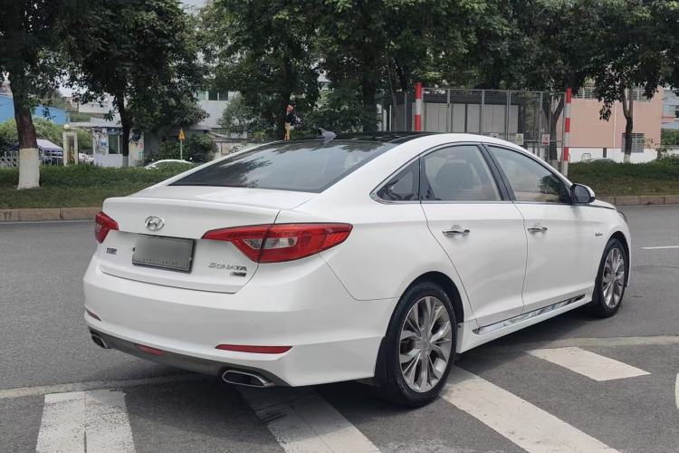Used Hyundai Sonata 2015 1.6T DLX Prestige Model Exterior 6