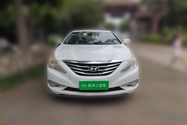 Used Hyundai Sonata 2015 Classic 2.0L Automatic Leading Edition Front