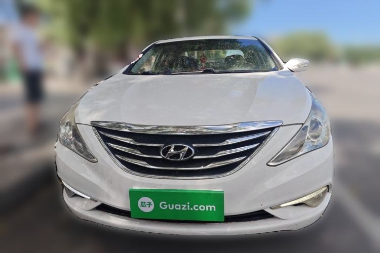 Used Hyundai Sonata 2015 Classic 2.0L Automatic Luxury Edition Front