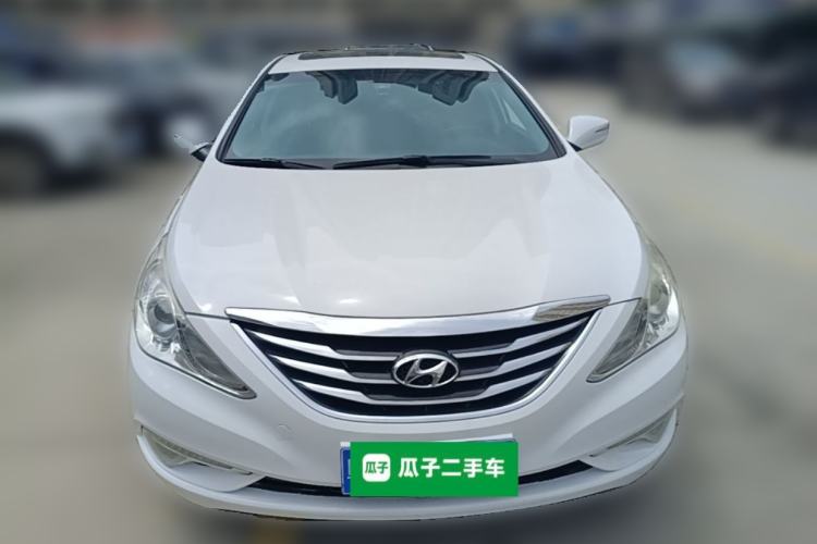 Used Hyundai Sonata 2015 Classic 2.0L Automatic Luxury Edition Front
