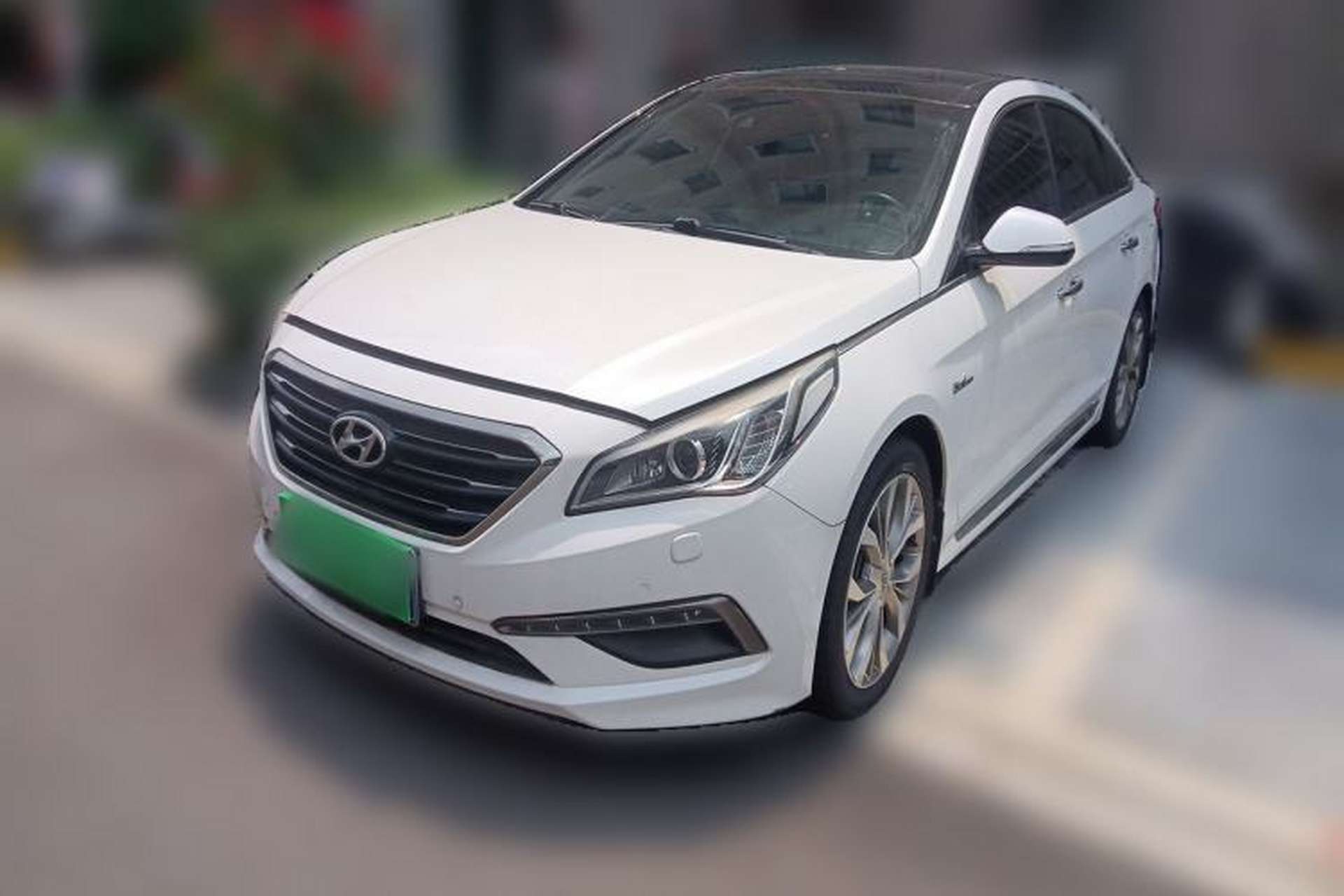 Used Hyundai Sonata 2015 1.6T DLX Prestige Model Front Left 45 Deg