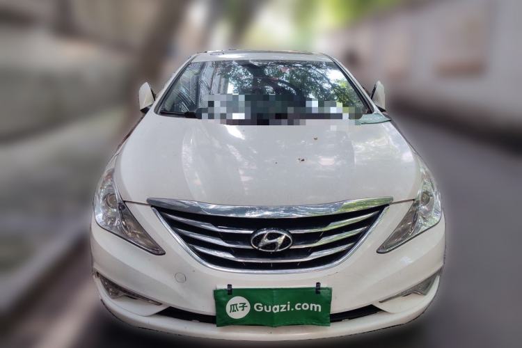 Used Hyundai Sonata 2015 Classic 2.0L Automatic Luxury Edition Front