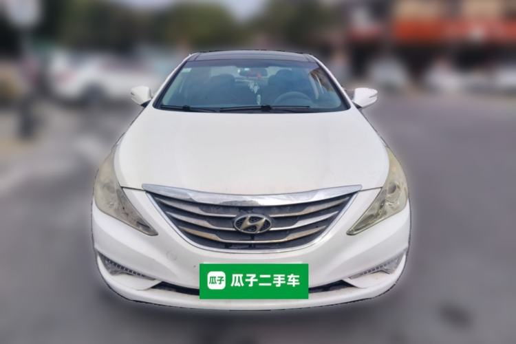 Used Hyundai Sonata 2015 Classic 2.0L Automatic Luxury Edition Front