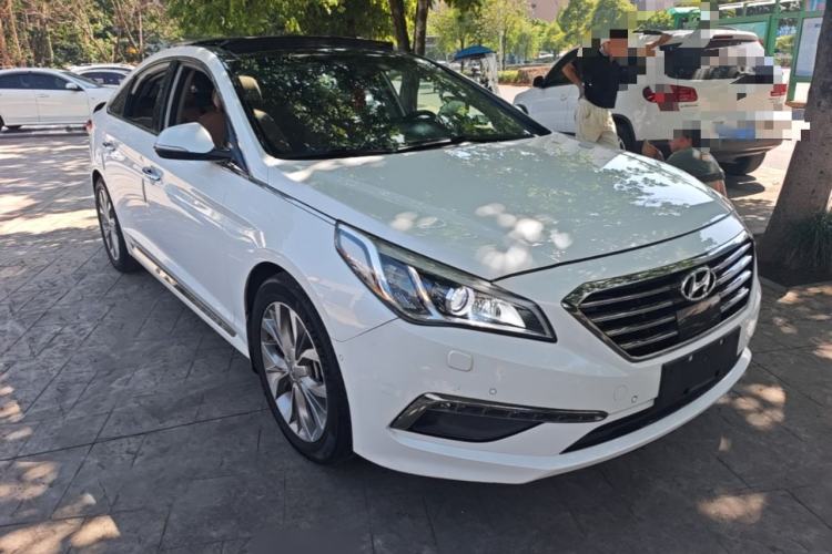 Used Hyundai Sonata 2015 2.4L TOP Flagship Edition Front Right 45 Deg